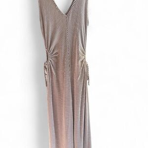 Caution-to-the-wind Women's Brown and White V-Neck Sleeveless Jumpsuit